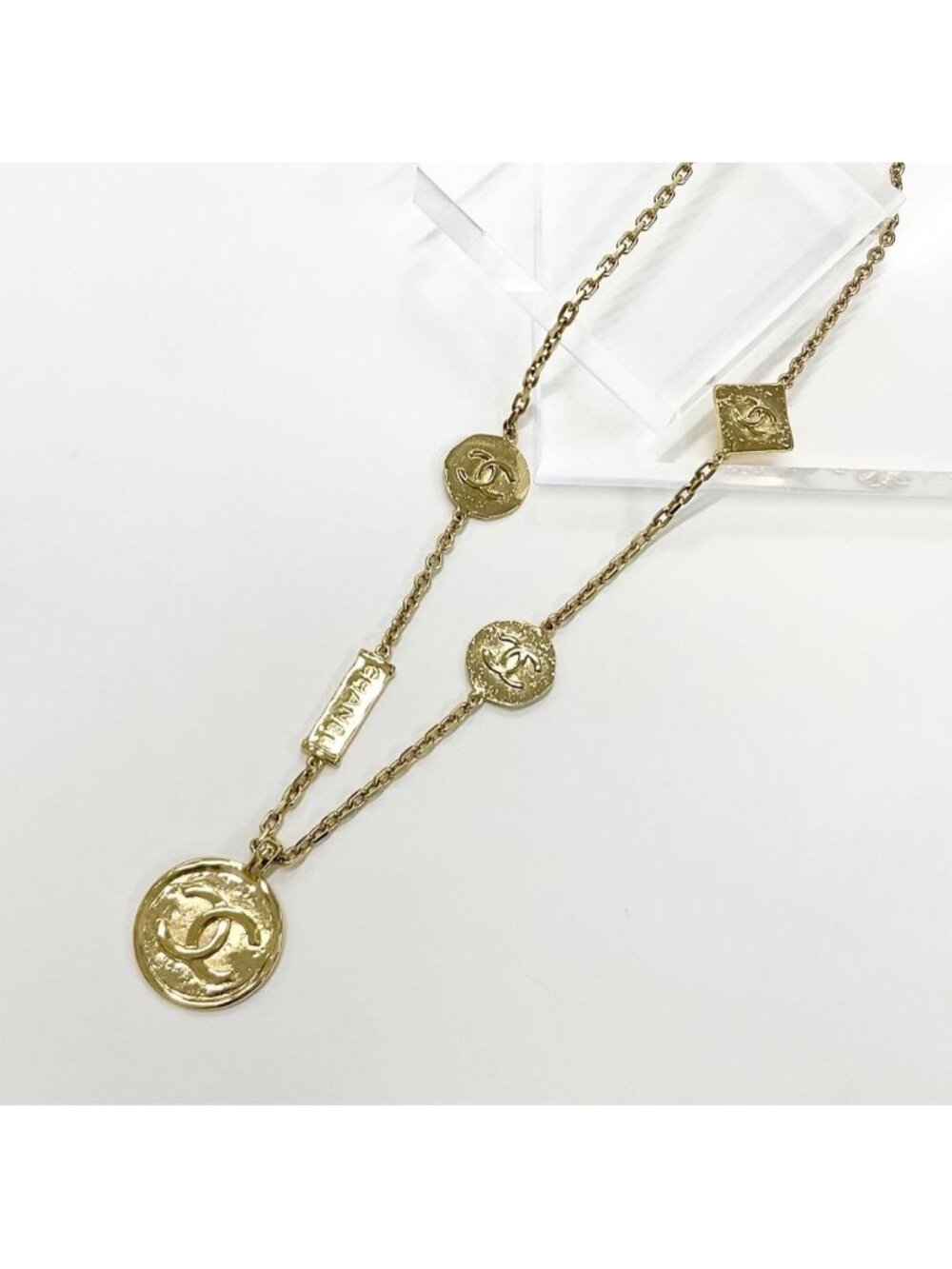 Chanel Necklace CC Logo Plate Gold